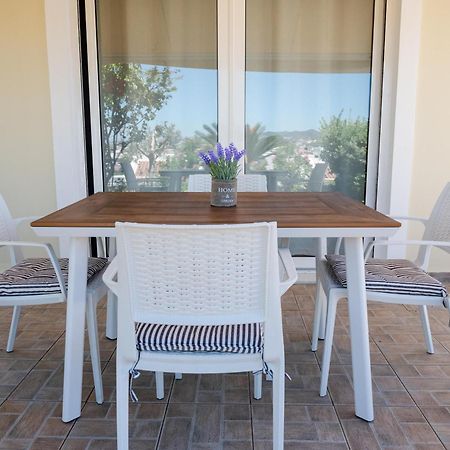 Barbaras Apartments Като Дарацо Екстериор снимка