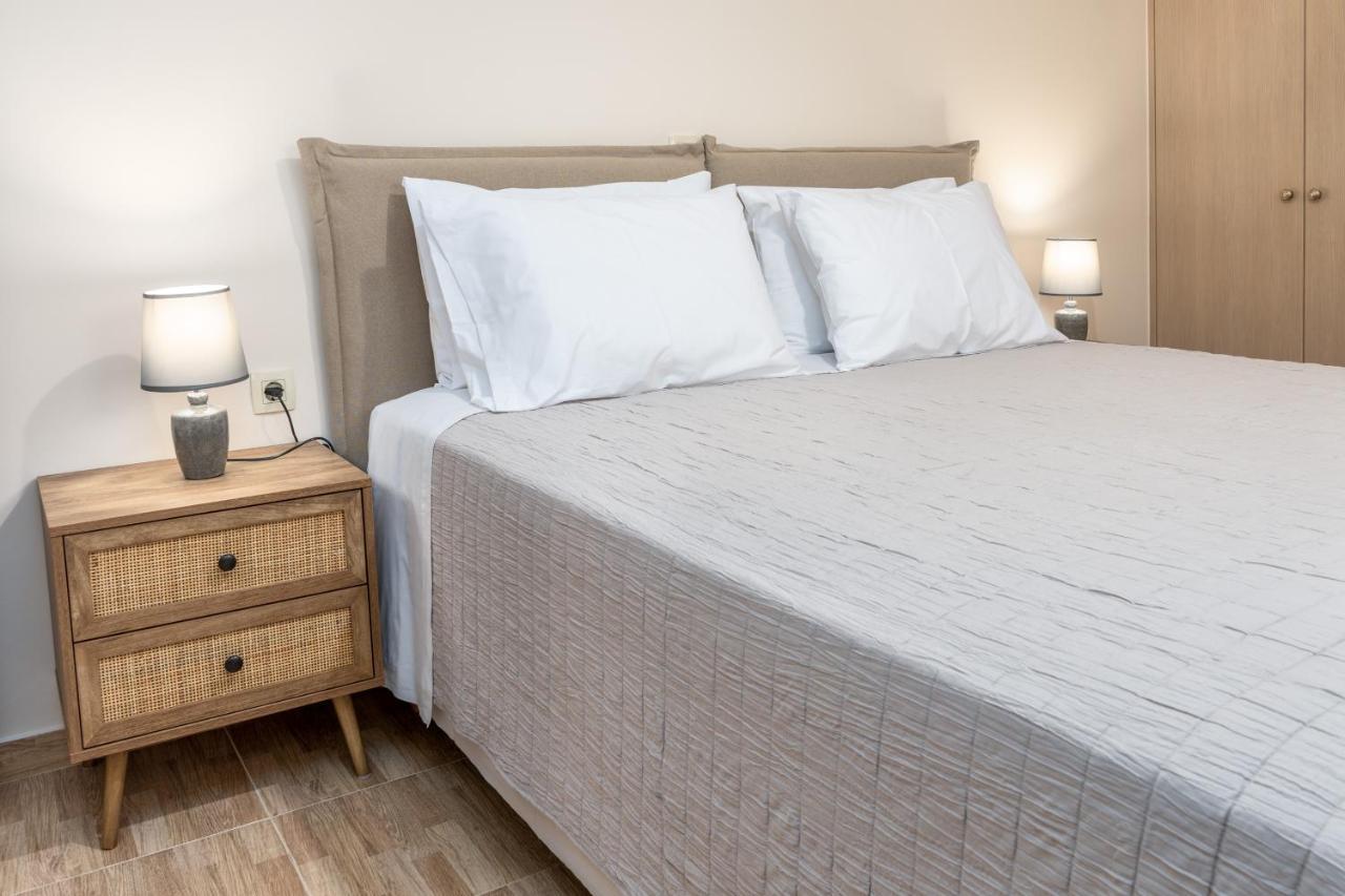 Barbaras Apartments Като Дарацо Екстериор снимка