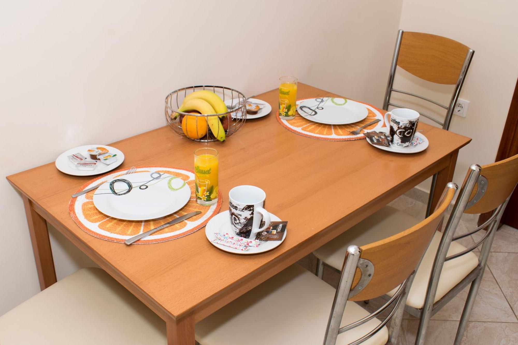 Barbaras Apartments Като Дарацо Стая снимка