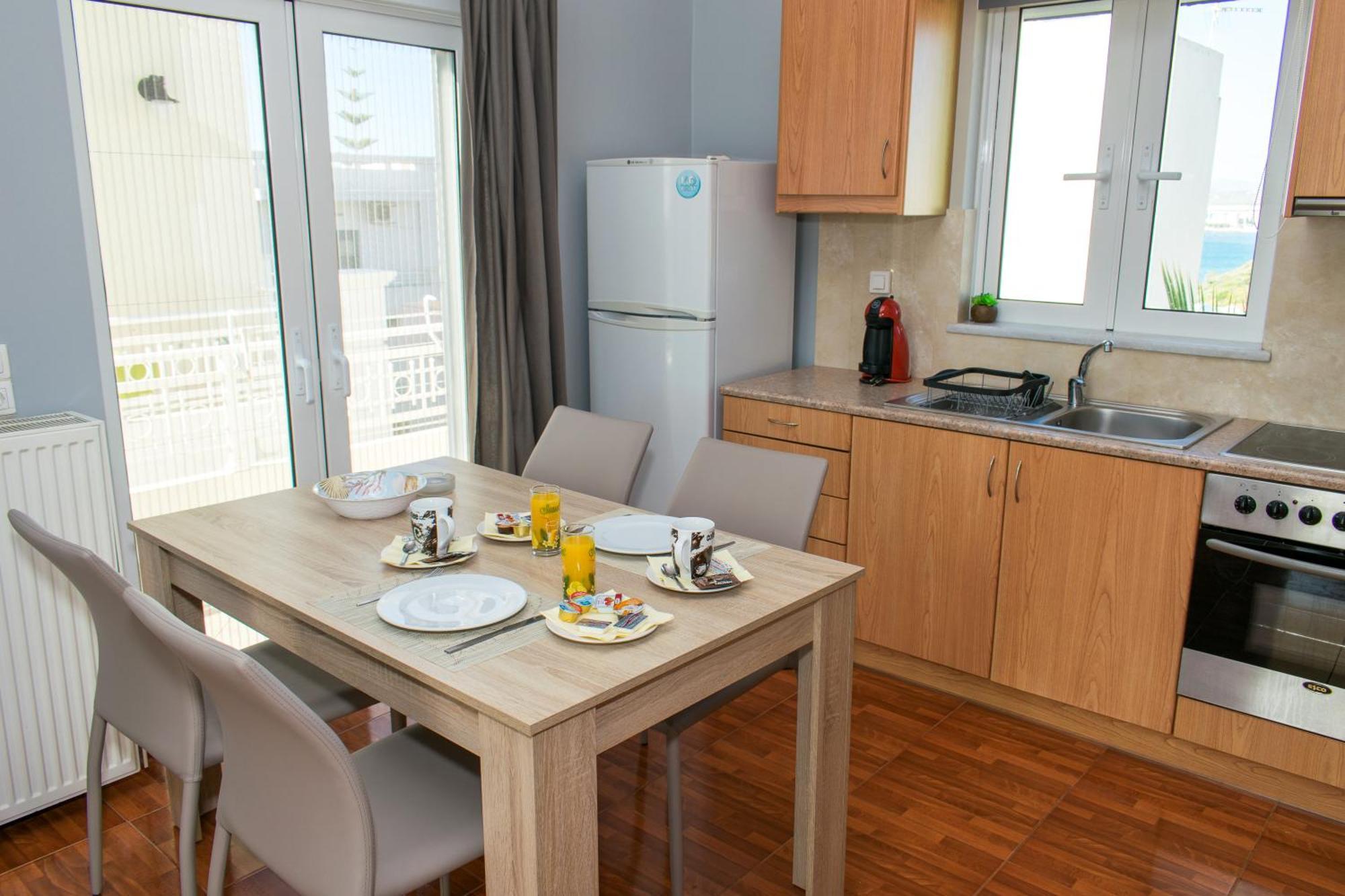 Barbaras Apartments Като Дарацо Екстериор снимка