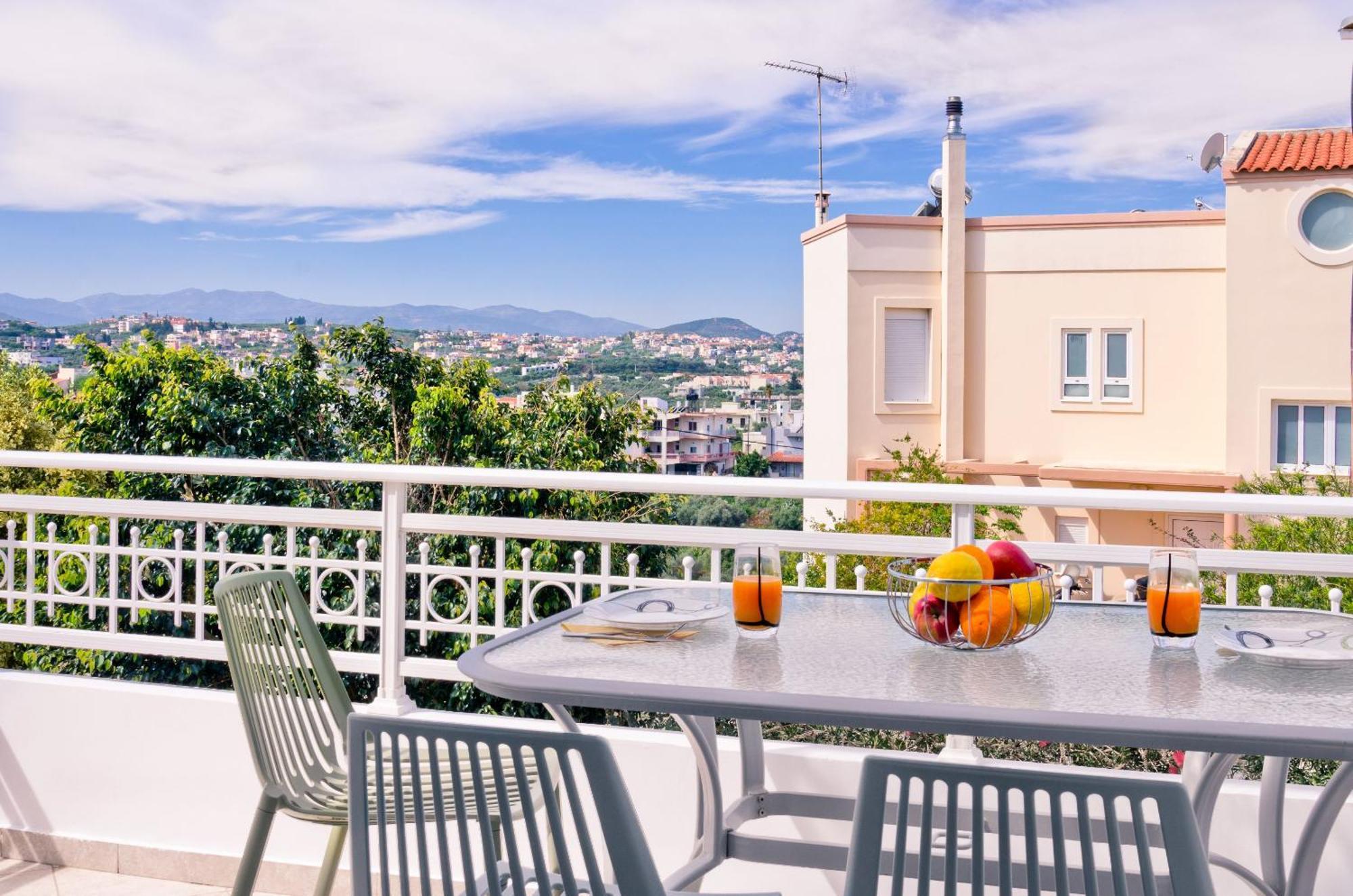 Barbaras Apartments Като Дарацо Стая снимка