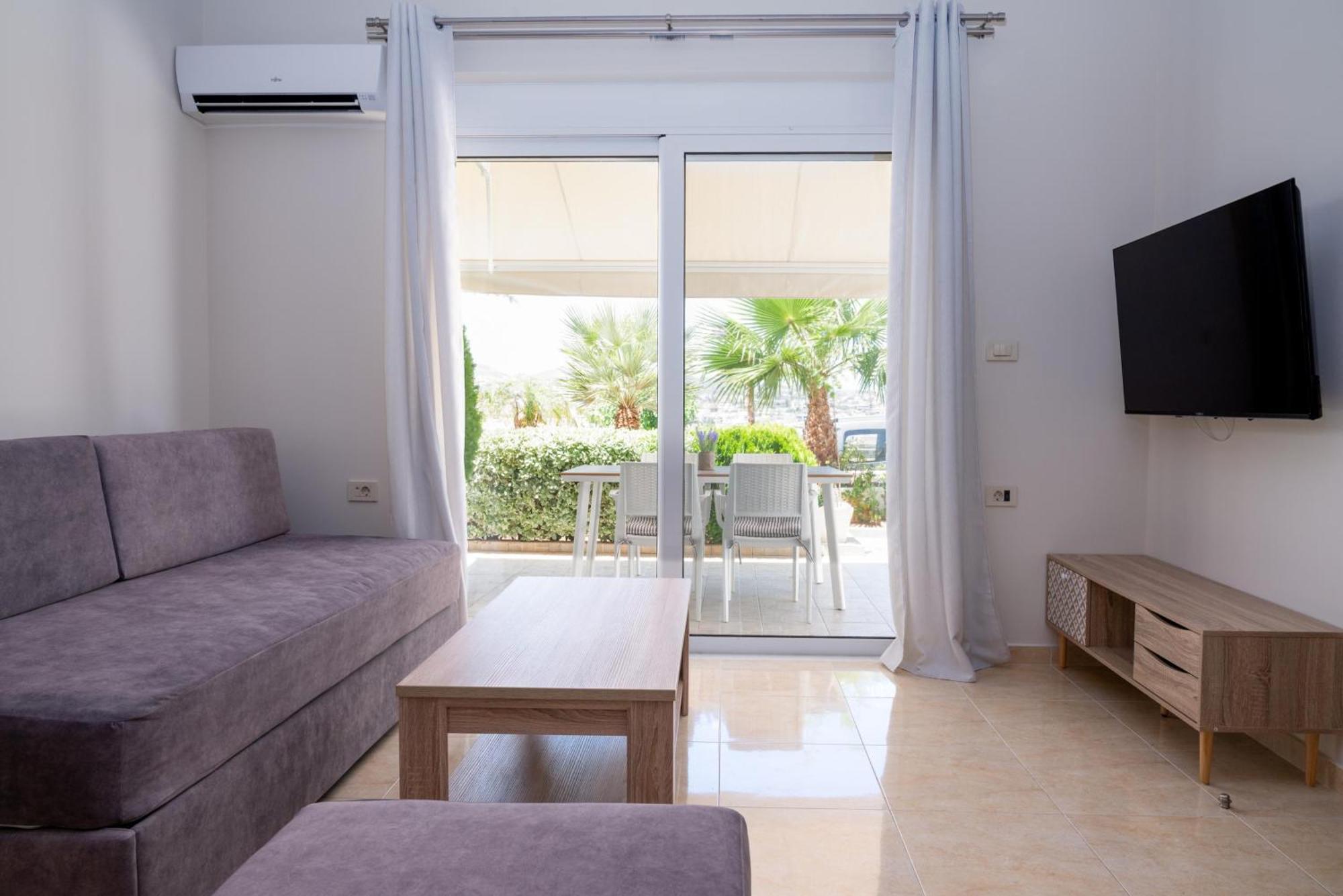 Barbaras Apartments Като Дарацо Екстериор снимка