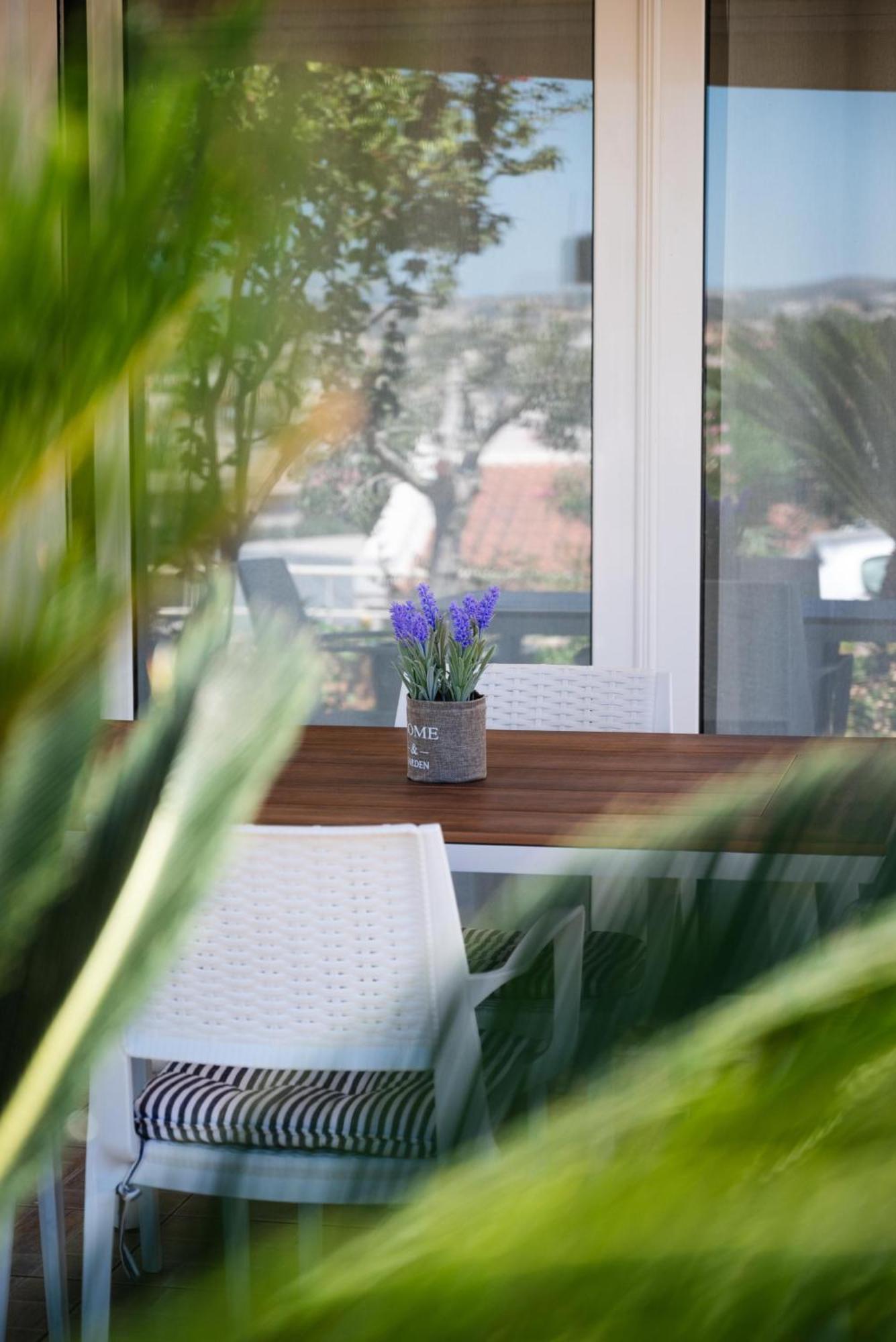 Barbaras Apartments Като Дарацо Екстериор снимка