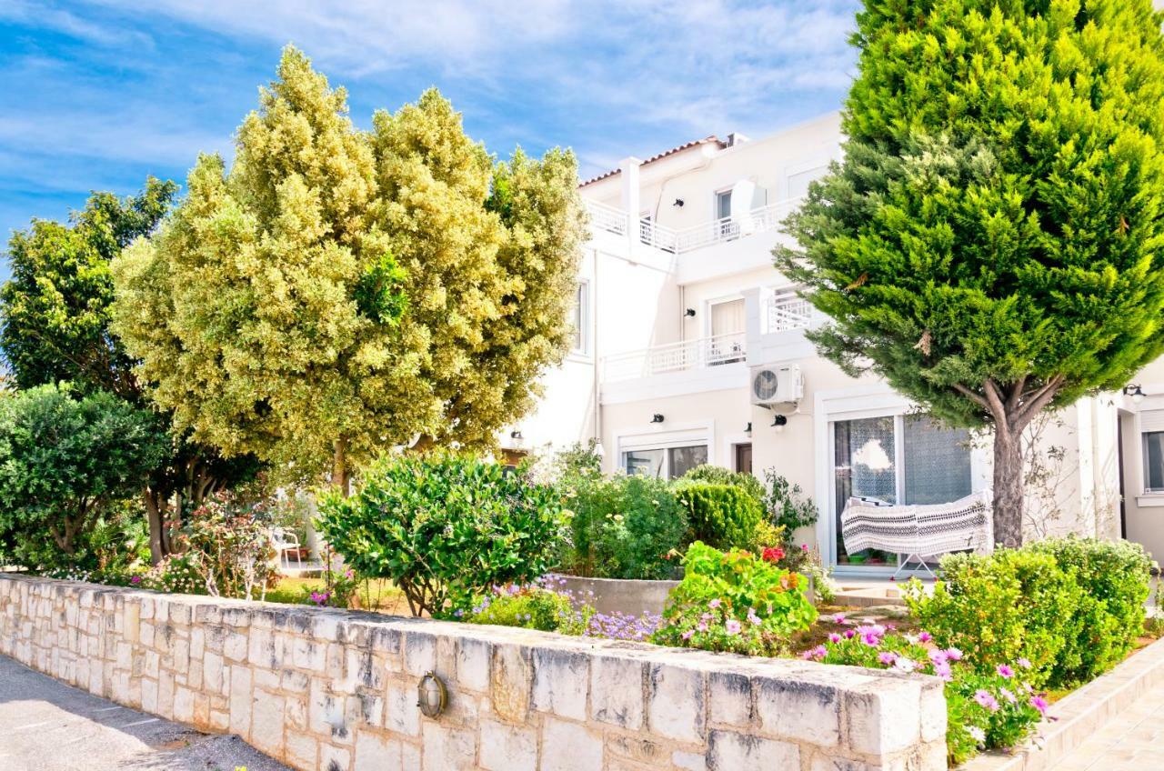 Barbaras Apartments Като Дарацо Екстериор снимка